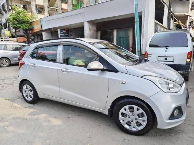 https://images10.gaadi.com/usedcar_image/4301338/original/processed_31098f12-7497-4e65-9613-cf72c56e539f.jpg?imwidth=6400