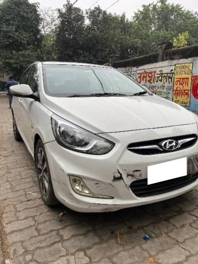 https://images10.gaadi.com/usedcar_image/4301340/original/processed_fb64d348-be91-448e-b63f-3734c8100dd8.jpeg?imwidth=6400