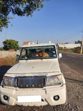 Mahindra Bolero 2011-2019 Mahindra Bolero mHAWK D70 SLE