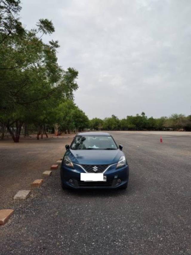 https://images10.gaadi.com/usedcar_image/4301501/original/processed_9ededc86-68ac-47d2-915d-c0e1a2d2ca56.jpg?imwidth=6400