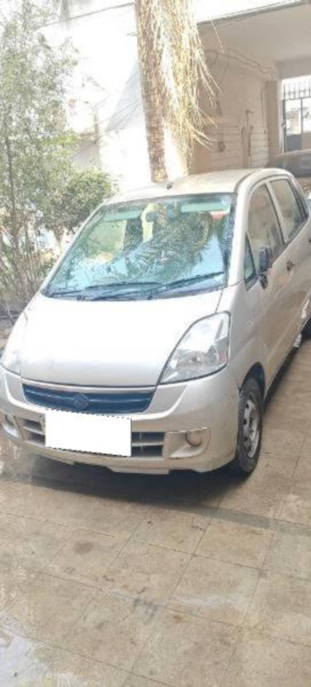 https://images10.gaadi.com/usedcar_image/4301502/original/processed_9373366e-0652-4310-bd38-cb60c272eb9b.jpg?imwidth=6400