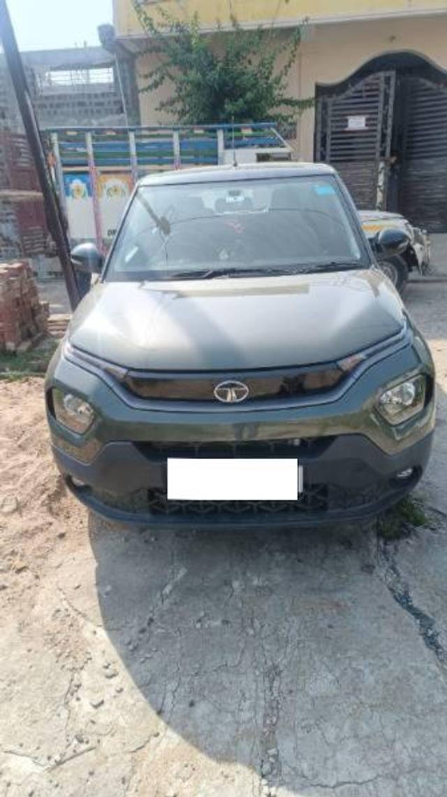 https://images10.gaadi.com/usedcar_image/4301567/original/processed_446adf97-9919-4717-85d8-2c270e2723da.jpg?imwidth=6400