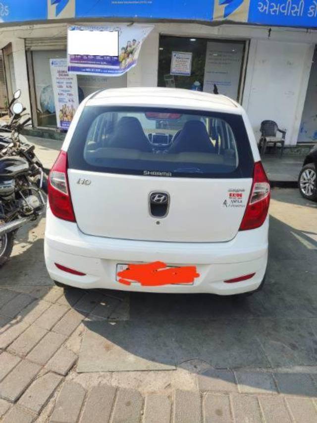 https://images10.gaadi.com/usedcar_image/4301617/original/processed_d163f4fd-f88e-4c76-a80c-6550587c108e.jpg?imwidth=6401