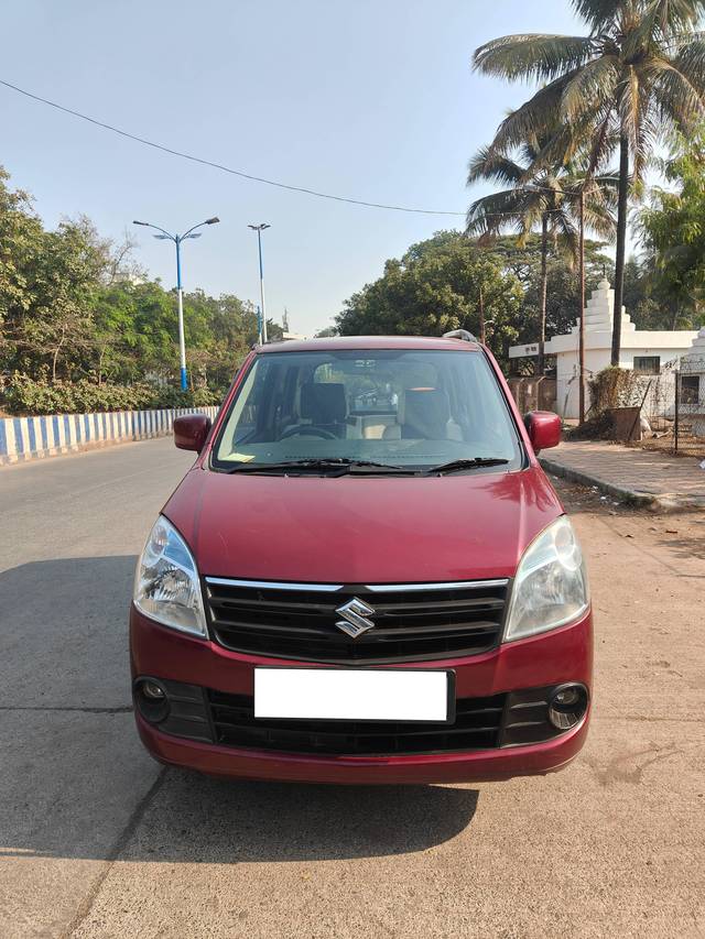 https://images10.gaadi.com/usedcar_image/4301695/original/processed_9c006bdbde31bf627c2ff31d64e4ef7a.jpg?imwidth=6400