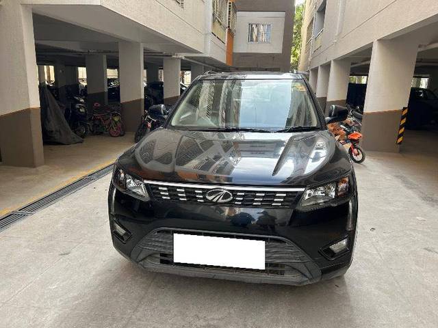 https://images10.gaadi.com/usedcar_image/4301708/original/1c64efdc69996c7ce98128aae48d5160.jpeg?imwidth=6401