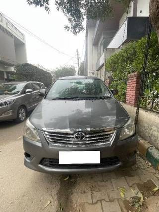 Toyota Innova 2012-2013 Toyota Innova 2.5 VX (Diesel) 7 Seater