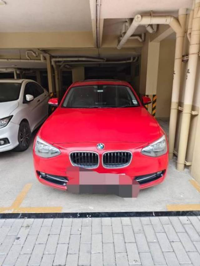 https://images10.gaadi.com/usedcar_image/4301732/original/processed_87bb6f3d-1a31-4827-b5cd-45d21c96a6ad.jpeg?imwidth=6402