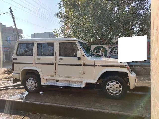 https://images10.gaadi.com/usedcar_image/4301758/original/processed_6df698ac-2ad2-428c-ae2c-b09a9a54f860.jpg?imwidth=6400