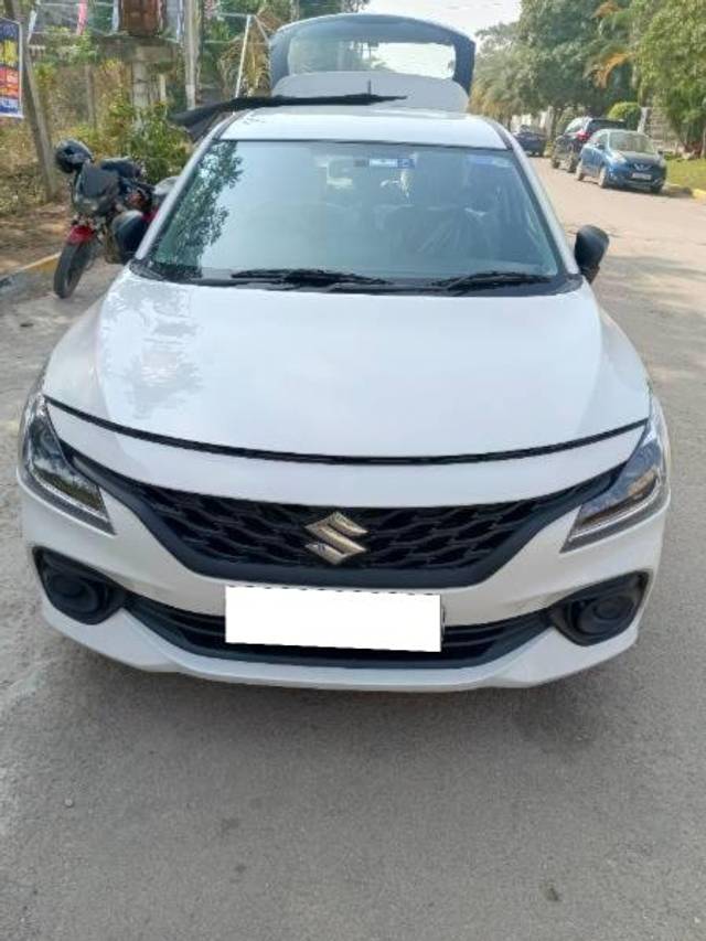 https://images10.gaadi.com/usedcar_image/4301788/original/processed_bae767ed-d9ff-4230-9708-05f441bff9a9.jpg?imwidth=6400