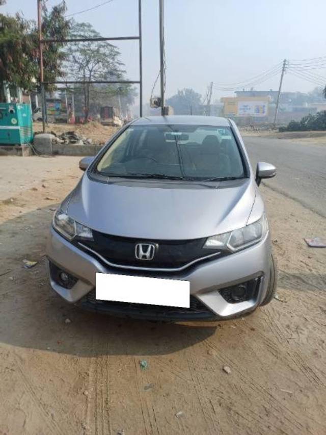 https://images10.gaadi.com/usedcar_image/4301805/original/processed_2683f390-92f0-401c-85d0-5b21f9671196.jpg?imwidth=6400