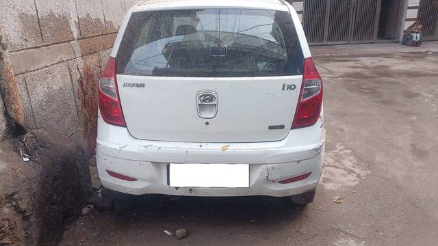 https://images10.gaadi.com/usedcar_image/4301876/original/33fa09cc502e7d91b8c37389f7d7b555.jpg?imwidth=6402