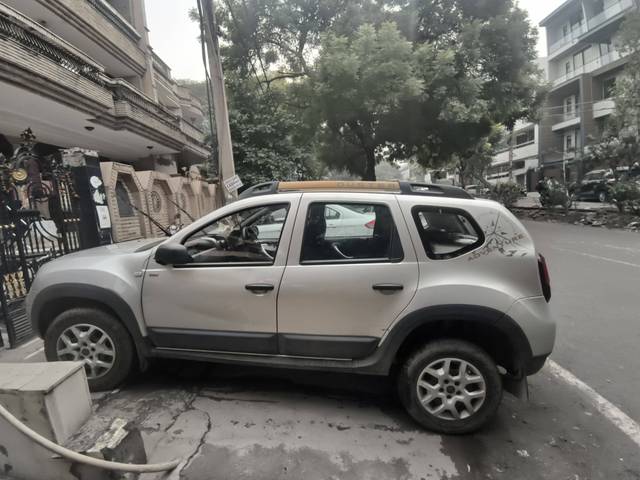 https://images10.gaadi.com/usedcar_image/4301878/original/b398ab68b50b383dd68242d0290b8586.jpg?imwidth=6401