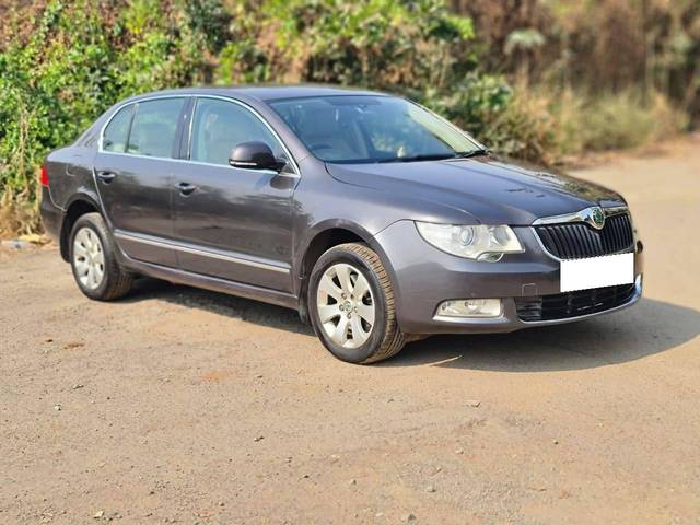 https://images10.gaadi.com/usedcar_image/4301893/original/processed_d7b5d6728f833dbd8089682f688ccd1d.jpeg?imwidth=6400