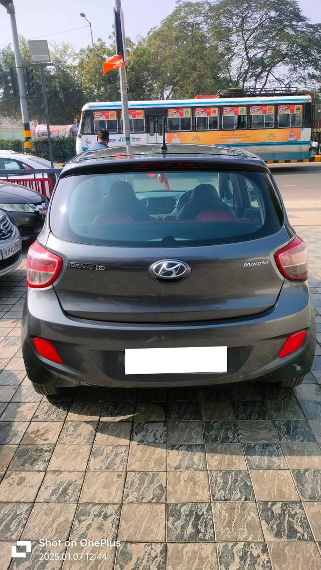 https://images10.gaadi.com/usedcar_image/4301913/original/processed_c18deb9f6f8223a4125bc122f0dba2a4.jpg?imwidth=6401