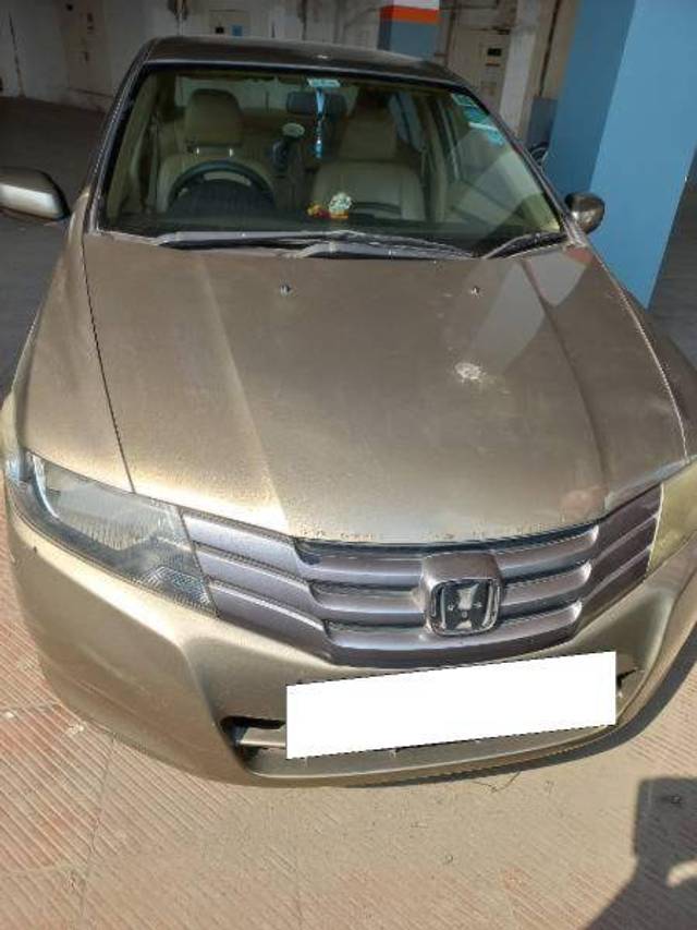 https://images10.gaadi.com/usedcar_image/4302007/original/0ae06e45bf9aa6b19bf00bd9fa088550.jpg?imwidth=6400