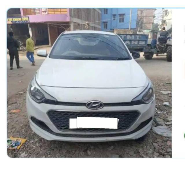 https://images10.gaadi.com/usedcar_image/4302017/original/processed_d0960b60-7950-4b32-a0a6-cd83e19d22fd.jpg?imwidth=6400