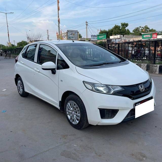 https://images10.gaadi.com/usedcar_image/4302031/original/processed_6d2cabfae0ea877210bb1aaebd8053de.jpg?imwidth=6400