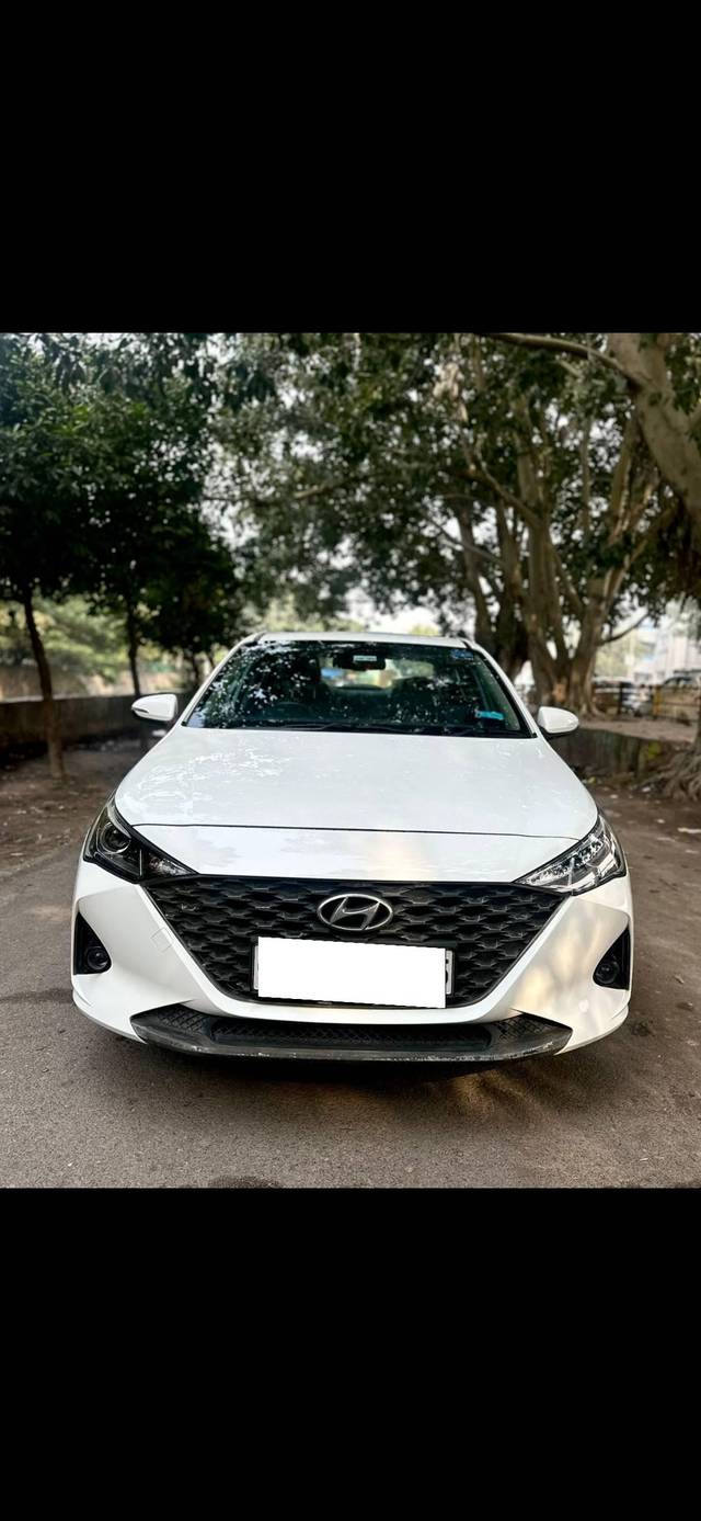 https://images10.gaadi.com/usedcar_image/4302075/original/processed_ab388131b3367d79e0fd36fc00f5bf27.jpg?imwidth=6400