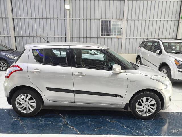 https://images10.gaadi.com/usedcar_image/4302086/original/processed_0a614687173198c37848228bd33d056e.jpg?imwidth=6401