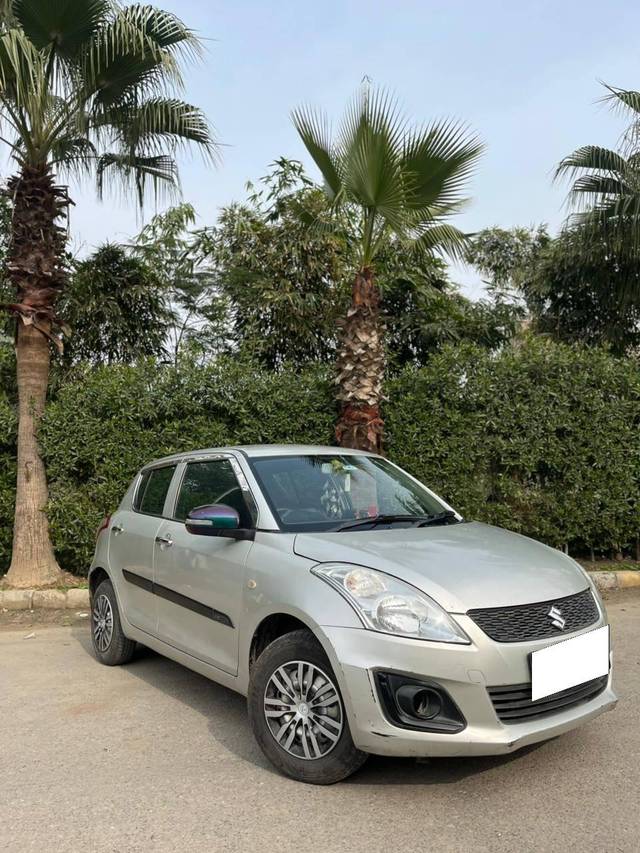 https://images10.gaadi.com/usedcar_image/4302157/original/processed_4118eb1b3b2658084fc4da7fa7cff0dd.jpg?imwidth=6400