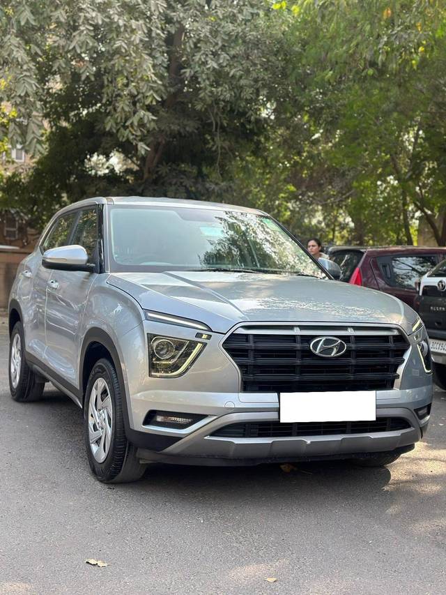 https://images10.gaadi.com/usedcar_image/4302170/original/processed_fe5df6fa05381f1e904319876edceb8f.jpg?imwidth=6400