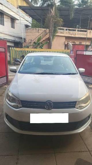 Volkswagen Vento 2010-2014 Volkswagen Vento IPL II Petrol Trendline