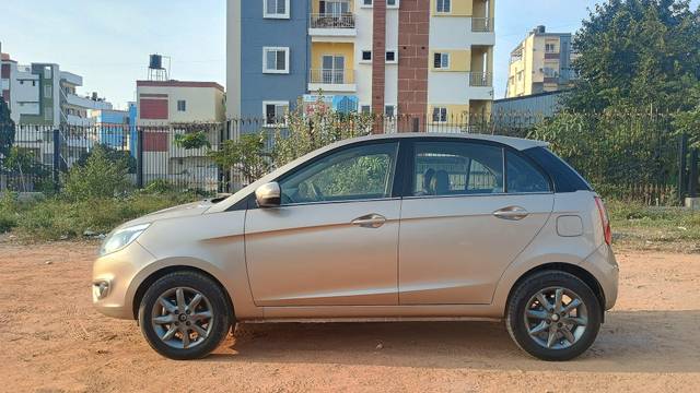 https://images10.gaadi.com/usedcar_image/4302249/original/processed_8c72ccd144cd9e606c012e9f2a59b64f.jpg?imwidth=6401