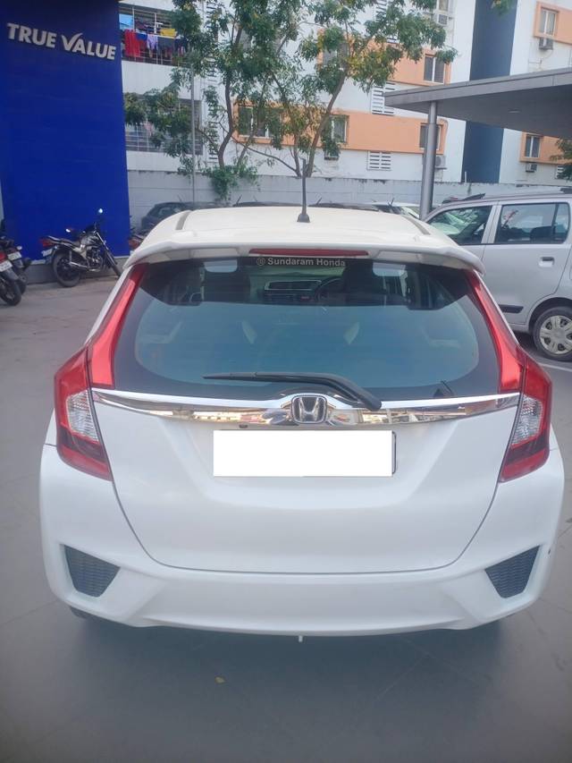 https://images10.gaadi.com/usedcar_image/4302274/original/processed_8a5483d353014b497c868910d4549e24.jpg?imwidth=6401