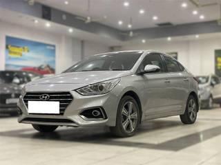 Hyundai Verna 2017-2020 Hyundai Verna CRDi 1.6 AT SX Plus