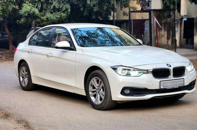 https://images10.gaadi.com/usedcar_image/4302288/original/processed_7ec2adf4e2cfb625edf729910f42a640.jpg?imwidth=6400