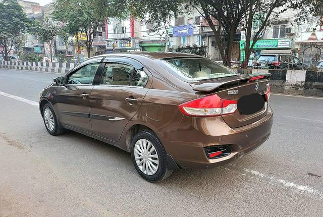 https://images10.gaadi.com/usedcar_image/4302328/original/processed_be90a90ba6c95c15ae7e36358ff4666f.jpg?imwidth=6401