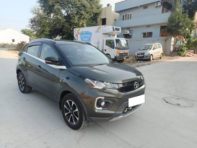 https://images10.gaadi.com/usedcar_image/4302346/original/processed_6ba4da1b8c2eec5b83579ed3a10ae4d9.jpg?imwidth=6400