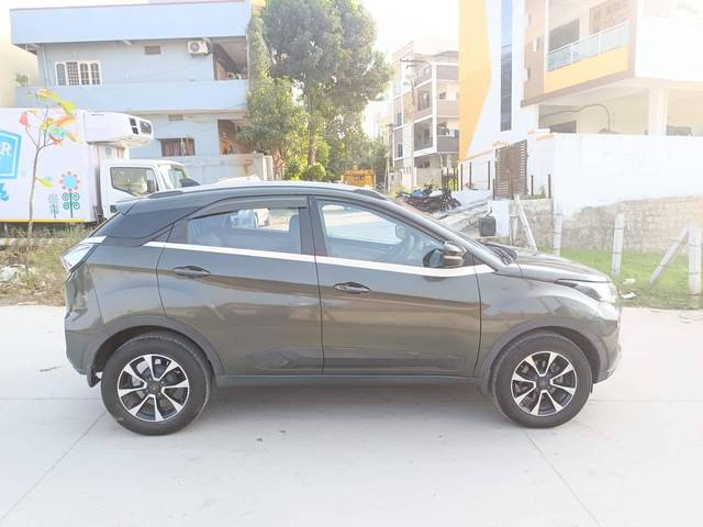 https://images10.gaadi.com/usedcar_image/4302346/original/processed_bce8133e24527db01900a9e273841ee0.jpg?imwidth=6401