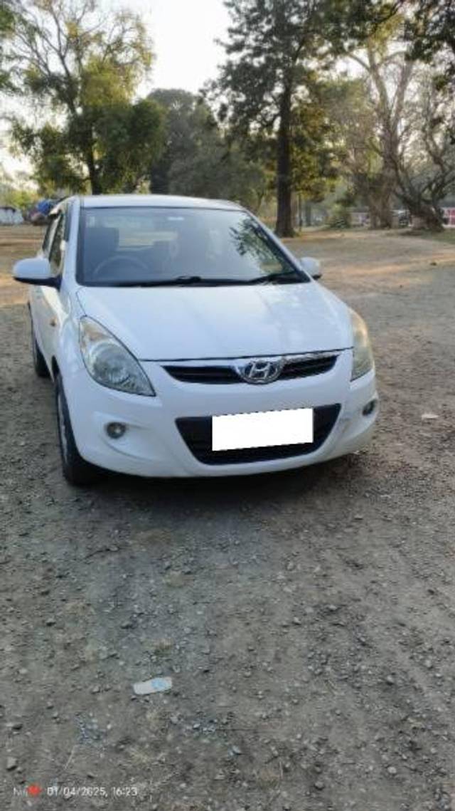 https://images10.gaadi.com/usedcar_image/4302381/original/processed_4d164bc7-baac-4f3e-a702-faf87cd85ac8.jpg?imwidth=6400