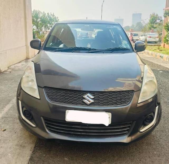 https://images10.gaadi.com/usedcar_image/4302386/original/processed_628b3f7c-2f5b-4340-92e6-9a51e9d957a8.jpg?imwidth=6400