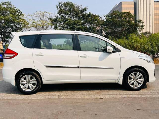 https://images10.gaadi.com/usedcar_image/4302465/original/processed_f0e2b72b12a2c305ba87d55f6ac4cf25.jpeg?imwidth=6401