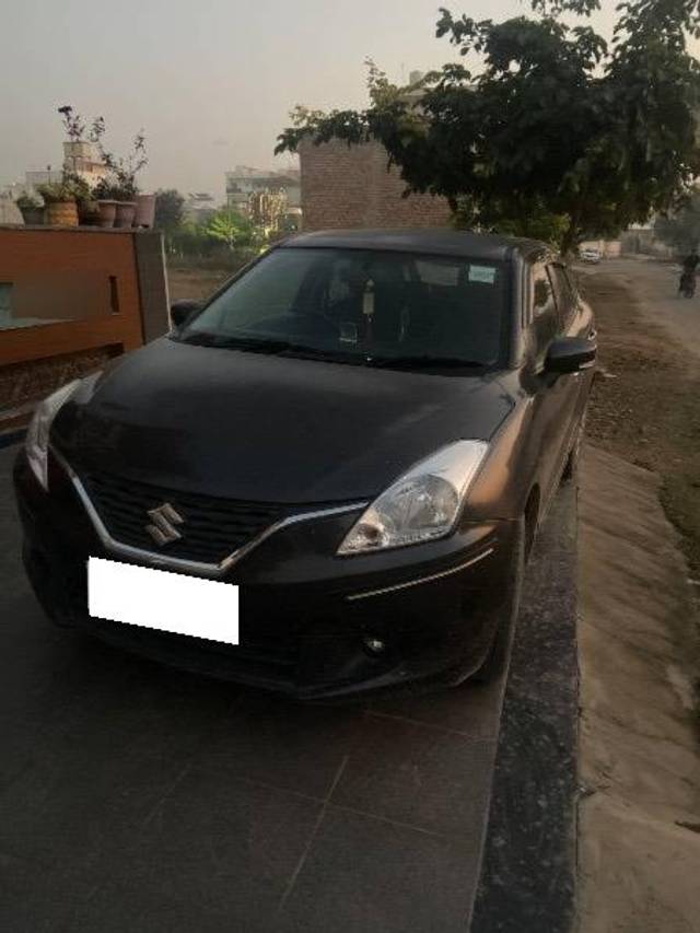 https://images10.gaadi.com/usedcar_image/4302488/original/processed_3eab5711-5796-49a9-a2ed-0c31c77de19f.jpg?imwidth=6402