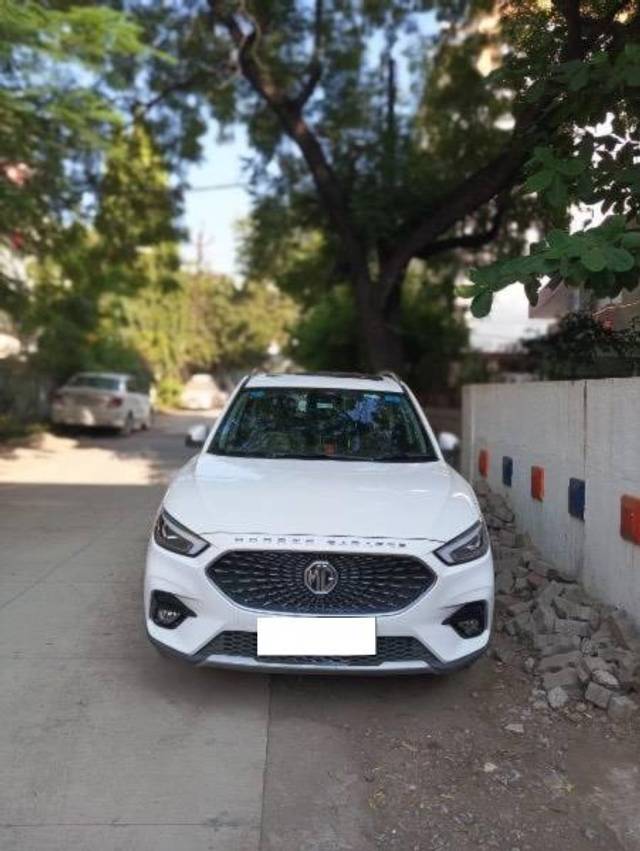 https://images10.gaadi.com/usedcar_image/4302545/original/processed_769cfb56-5c0b-4803-8cd9-4ae6a700a4cf.jpg?imwidth=6400