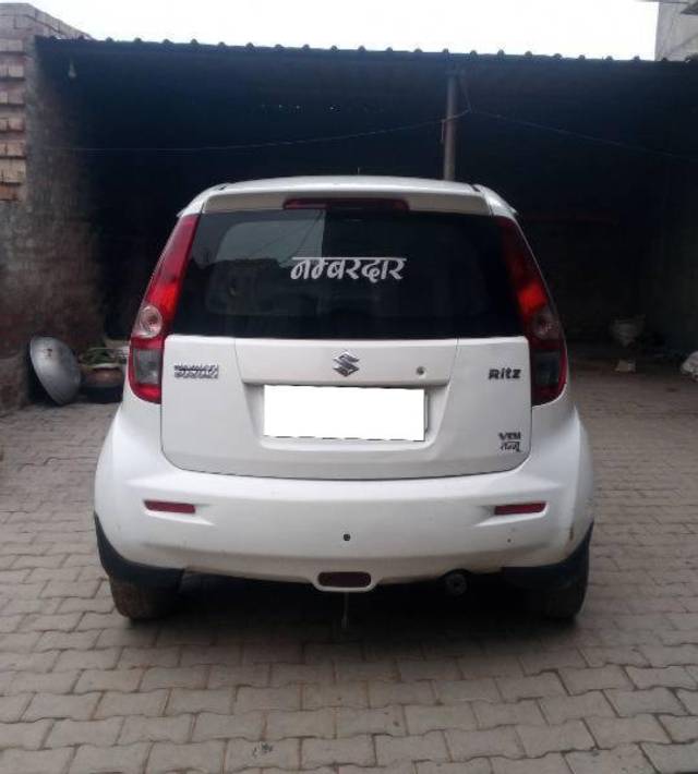 https://images10.gaadi.com/usedcar_image/4302560/original/processed_b72971fc-7651-499a-ba64-811e0b24a8ec.jpg?imwidth=6402