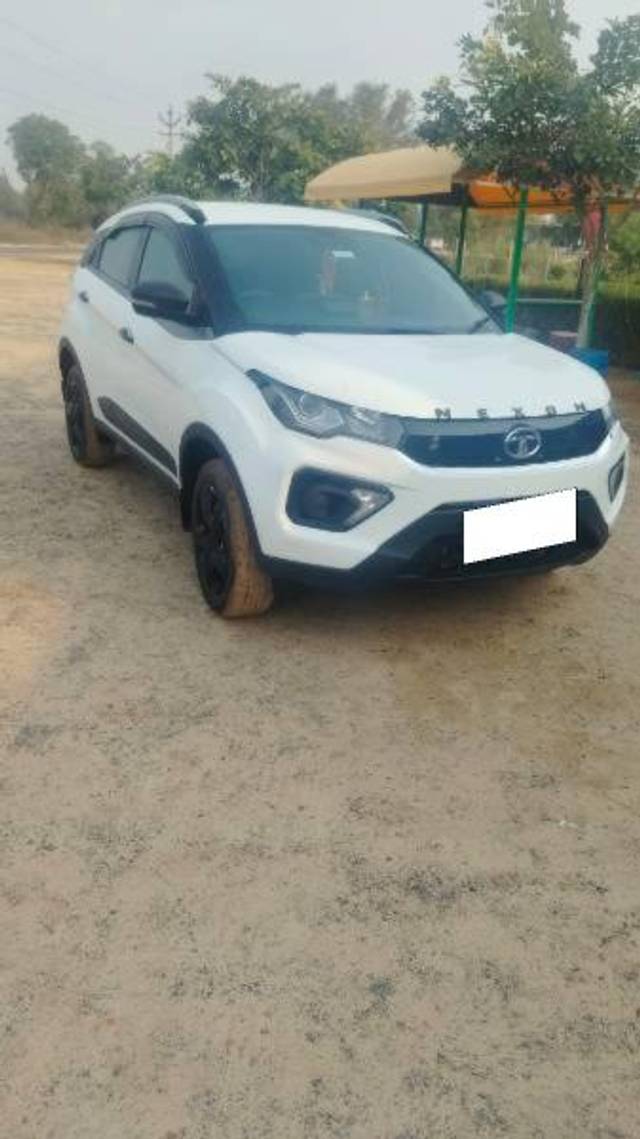 https://images10.gaadi.com/usedcar_image/4302709/original/processed_dee9f1f4-7710-49d7-9e76-9b77861810a0.jpg?imwidth=6400