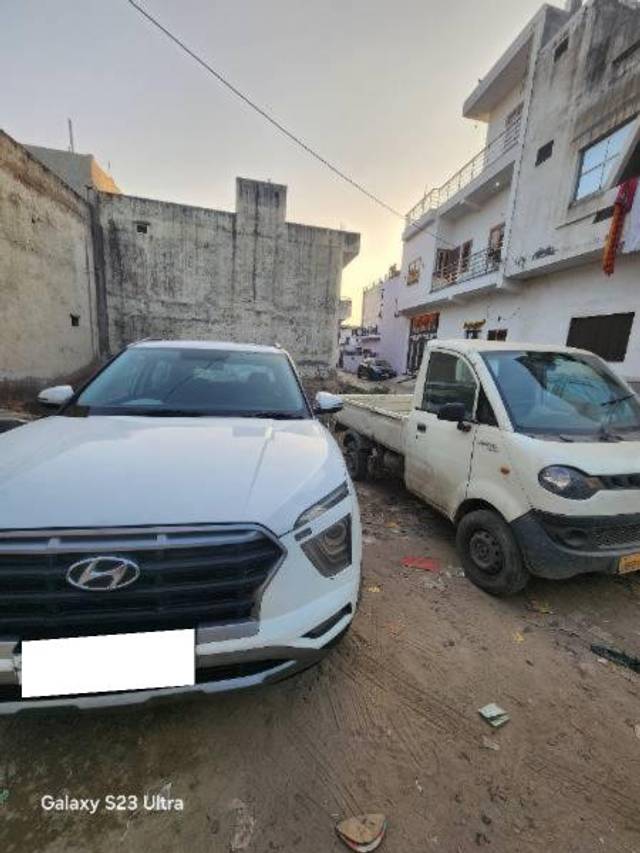 https://images10.gaadi.com/usedcar_image/4302841/original/processed_b326ef43-1408-49ec-9598-3c12c43e3fef.jpg?imwidth=6402