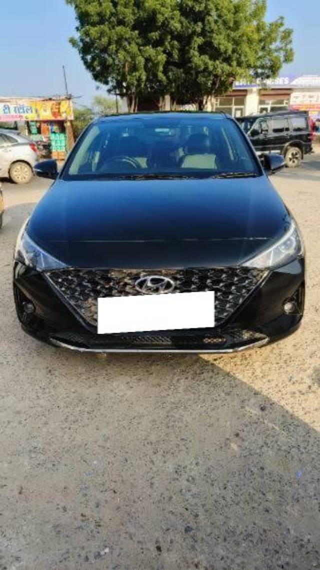 https://images10.gaadi.com/usedcar_image/4302916/original/processed_80d8bc1b-a6b9-44ac-8287-677aba32b50d.jpg?imwidth=6400