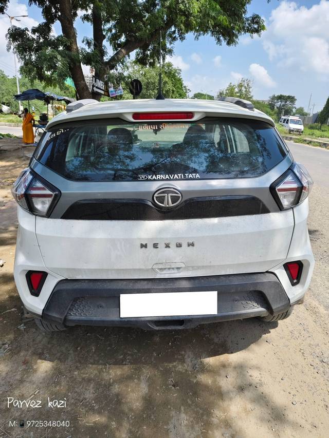 https://images10.gaadi.com/usedcar_image/4302918/original/processed_c15d42c3a03127d656e6e56062a57378.jpg?imwidth=6401