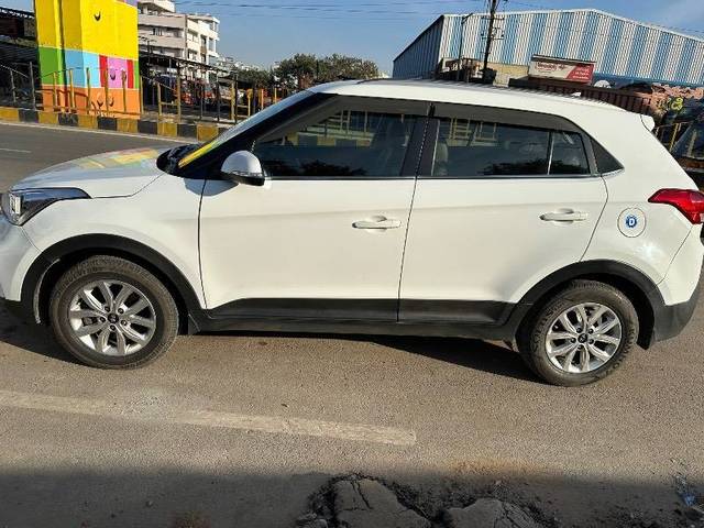 https://images10.gaadi.com/usedcar_image/4302982/original/2f2d433c797e22c8e60da44187e220a3.jpeg?imwidth=6402