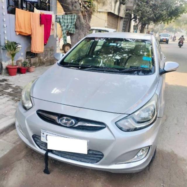 https://images10.gaadi.com/usedcar_image/4303000/original/processed_6f46ea84-9eb3-4269-913d-92399ab044ed.jpg?imwidth=6400