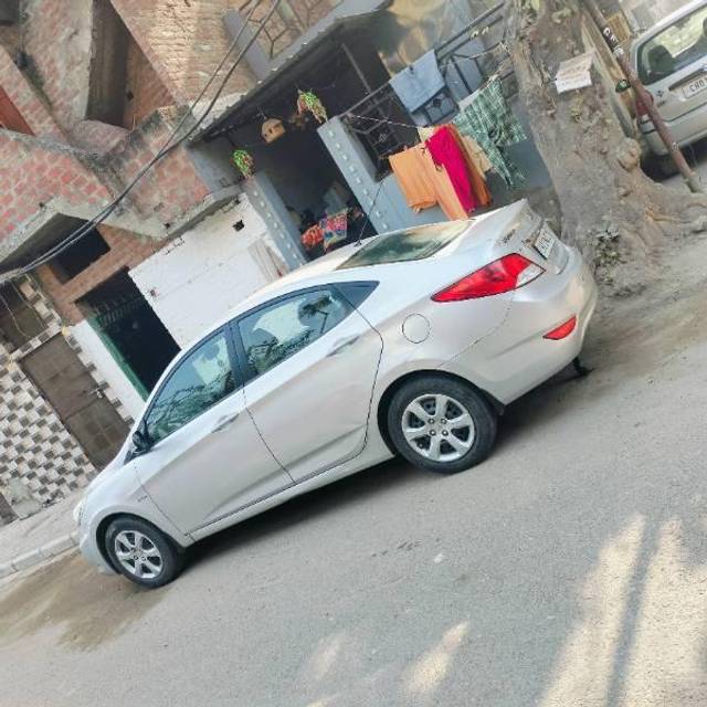 https://images10.gaadi.com/usedcar_image/4303000/original/processed_e2b1be02-5c14-43a1-9a23-6078786b35f2.jpg?imwidth=6402