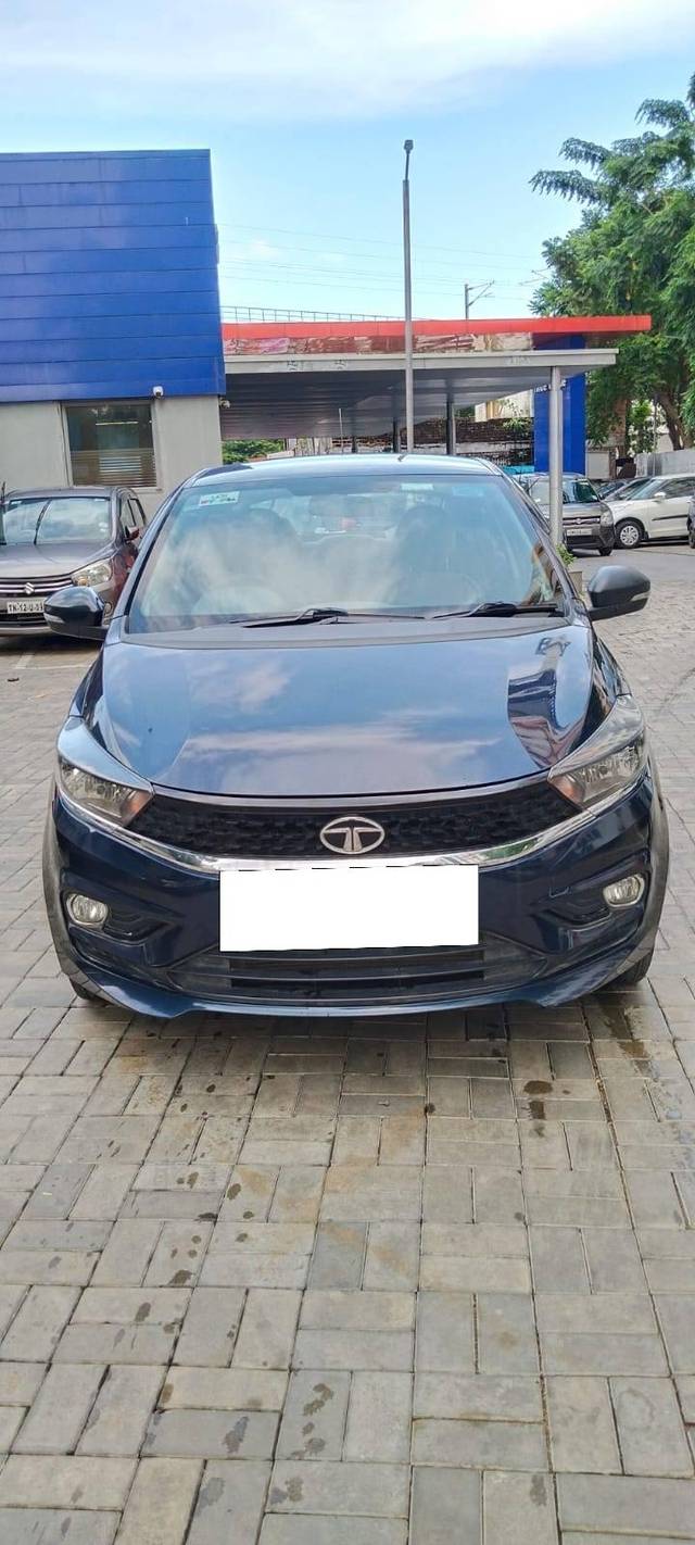 https://images10.gaadi.com/usedcar_image/4303148/original/processed_9a12c9e5af77c10503547db2d076792d.jpg?imwidth=6401