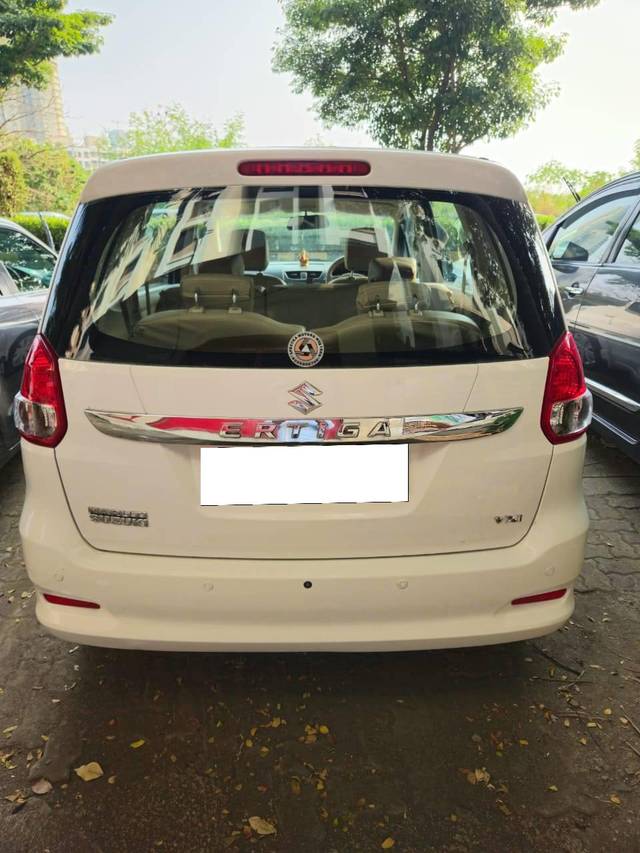 https://images10.gaadi.com/usedcar_image/4303160/original/processed_c0e6b516ad68af62deaf1eff045dffa6.jpg?imwidth=6401