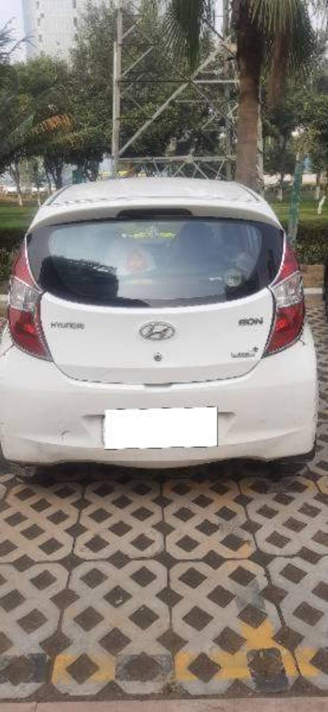 https://images10.gaadi.com/usedcar_image/4303238/original/55230b3997f80c76f9ffcf47fc42d855.jpg?imwidth=6401