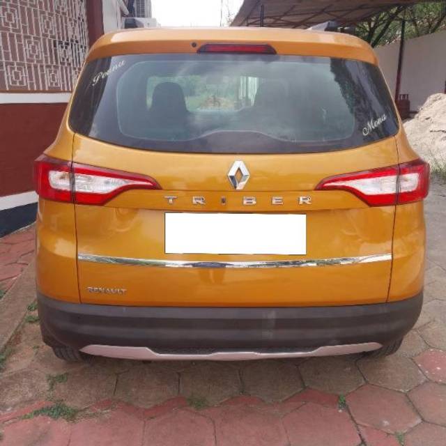 https://images10.gaadi.com/usedcar_image/4303266/original/processed_95a4aced-8c91-41a1-863e-5475c1bae199.jpg?imwidth=6401